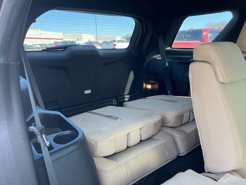 Used 2017 Ford Explorer 4WD image 4