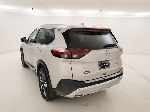 Used 2022 Nissan Rogue Platinum w/ Head-Up Display Package image 26