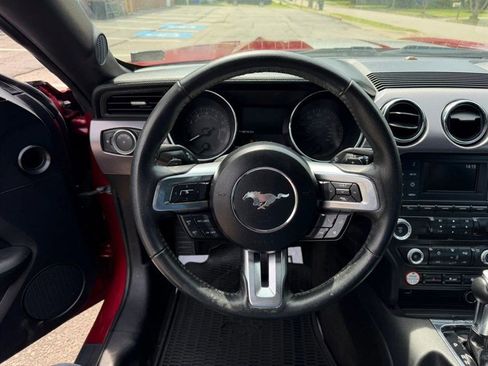 Used 2016 Ford Mustang GT RWD image 10