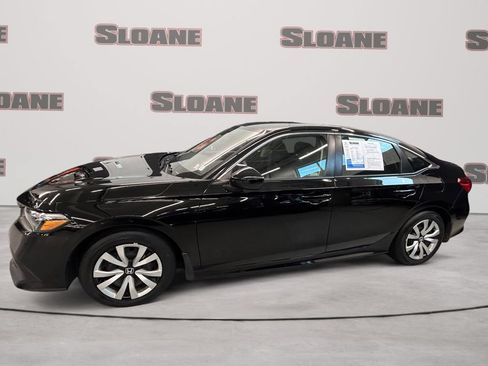 Used 2023 Honda Civic LX image 2