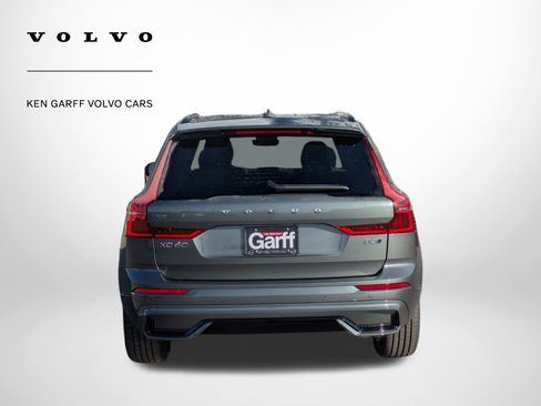 New 2026 Volvo XC60 B5 Plus w/ Climate Package image 4
