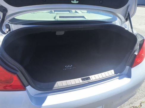 Used 2010 INFINITI G37 Journey w/ Premium Pkg RWD image 24