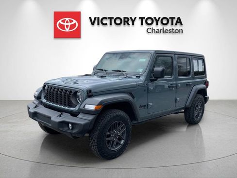 Used 2024 Jeep Wrangler Sport S image 1