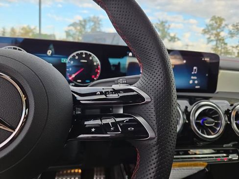 New 2025 Mercedes-Benz CLA 250 4MATIC image 19