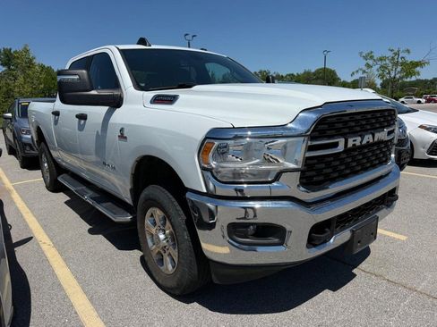 Used 2024 RAM 2500 Big Horn AWD/4WD image 13
