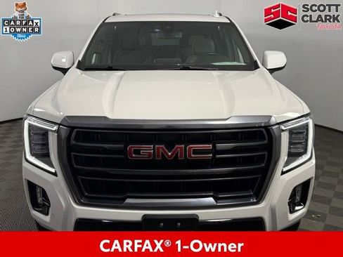 Used 2022 GMC Yukon XL AT4 image 2