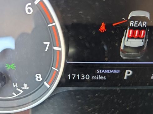 Used 2025 Nissan Rogue S FWD image 13