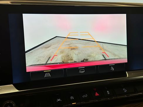 Certified 2024 Chevrolet Silverado 1500 LT Trail Boss w/ Convenience Package II image 32