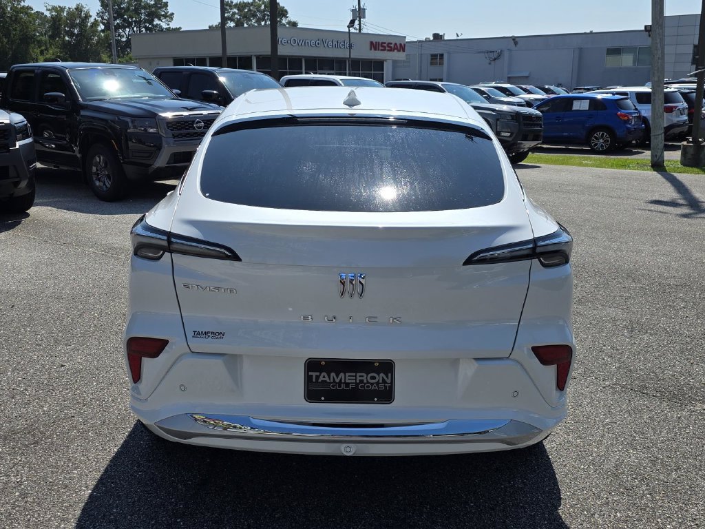 Used 2025 Buick Envista Avenir FWD image 3