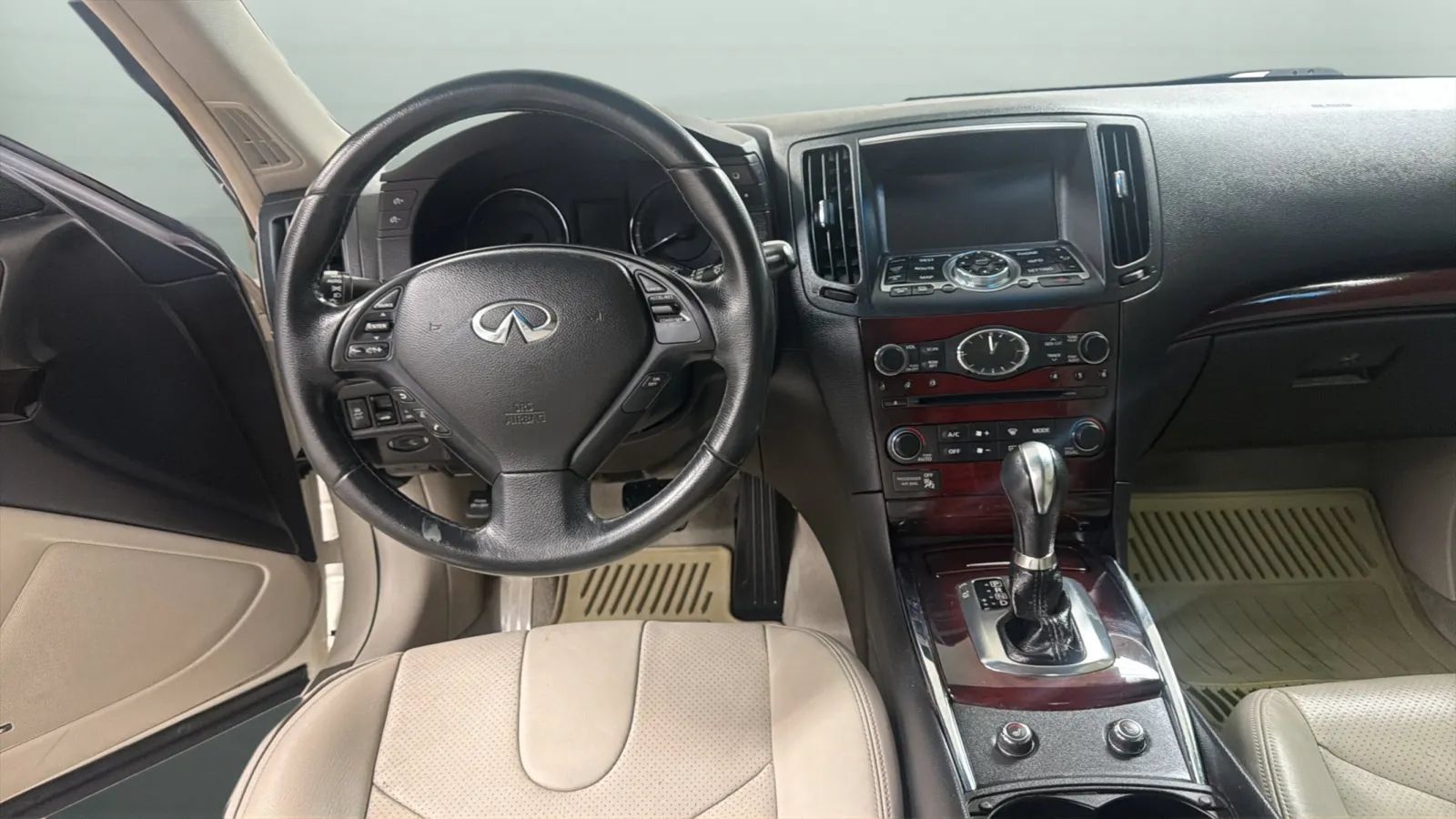 Used 2013 INFINITI G37 Journey w/ Premium Pkg RWD image 10