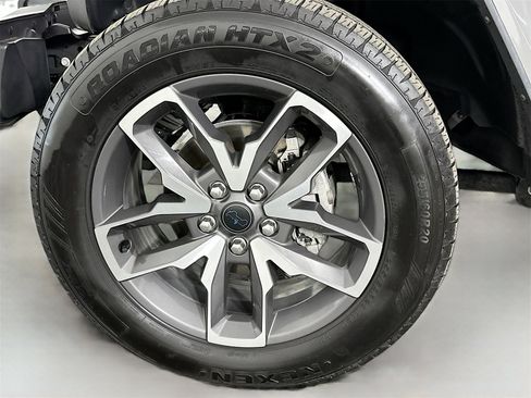 Used 2021 Jeep Wrangler Unlimited Sahara image 30