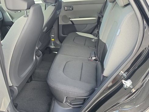 New 2027 Kia Seltos S FWD image 16