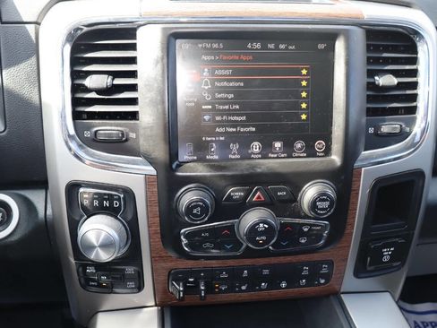 Used 2016 RAM 1500 Laramie w/ Convenience Group AWD/4WD image 17