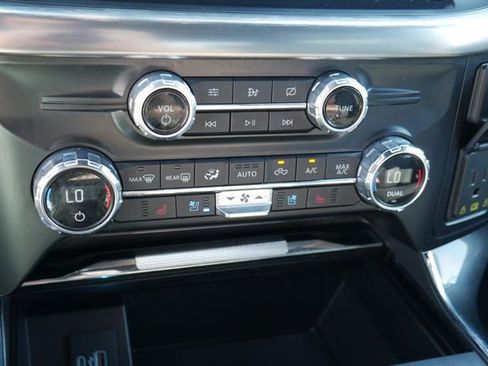 Used 2021 Ford F150 Lariat AWD/4WD image 23