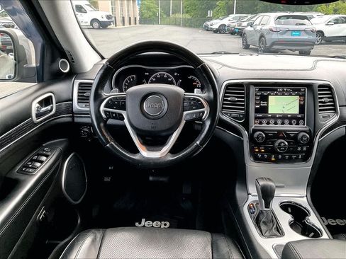 Used 2018 Jeep Grand Cherokee Summit w/ Platinum Series Group AWD/4WD image 17