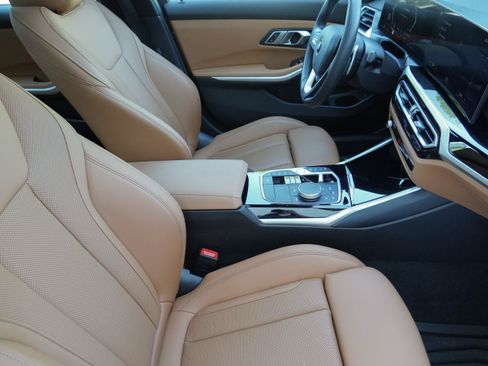 Used 2023 BMW 330i Sedan w/ Premium Package RWD image 12
