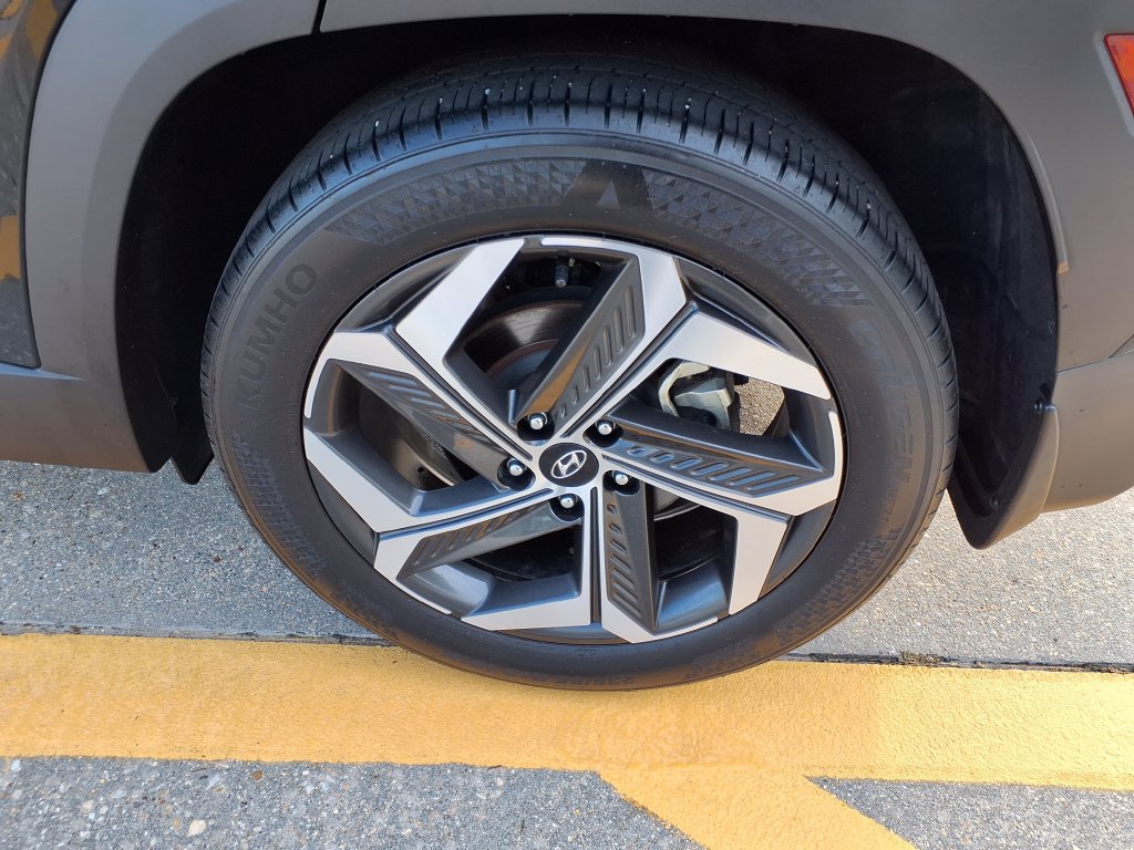 Used 2023 Hyundai Tucson SEL w/ Convenience Package FWD image 9