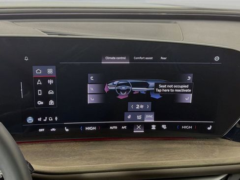 Certified 2025 Audi Q5 Premium w/ Convenience Package image 16