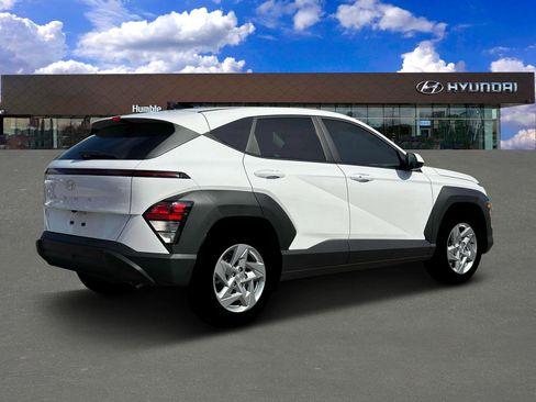 New 2026 Hyundai Kona SE FWD image 8