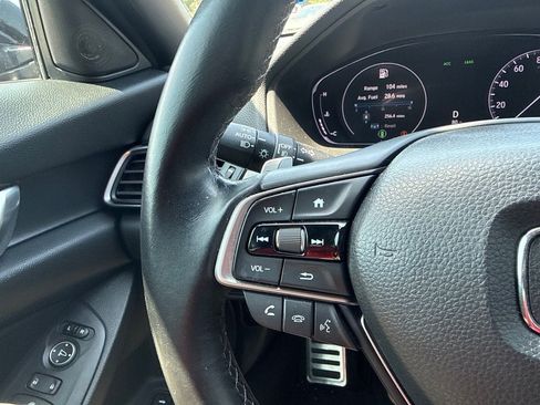 Used 2018 Honda Accord Sport image 20
