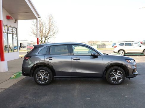 Used 2025 Honda HR-V EX-L image 4