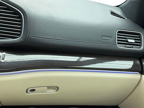 Used 2025 Mercedes-Benz GLS 450 4MATIC w/ AMG Line Exterior image 20