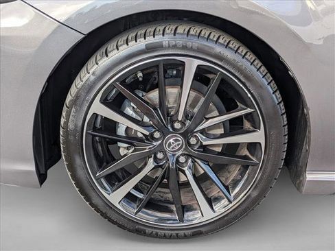 Used 2018 Toyota Camry XSE FWD image 23