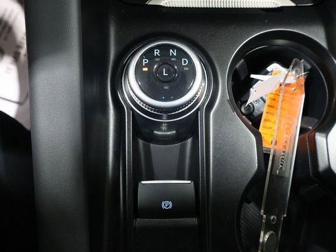 Used 2025 Ford Explorer Active image 31