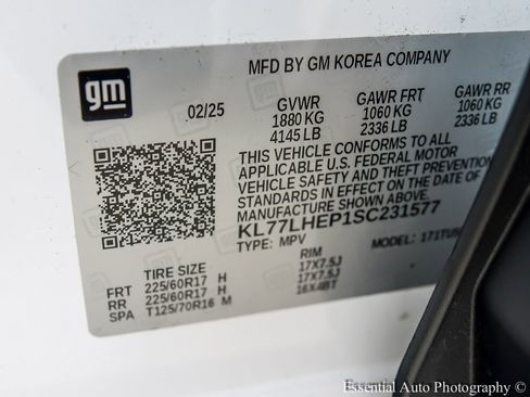 Used 2025 Chevrolet Trax LT w/ LT Convenience Package image 25