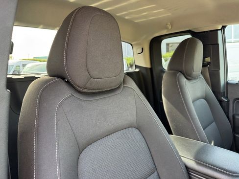 Used 2022 Chevrolet Colorado LT w/ Fleet Safety Package image 15