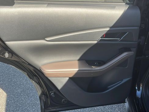 Certified 2025 MAZDA CX-30 AWD 2.5 S w/ Premium Package image 19