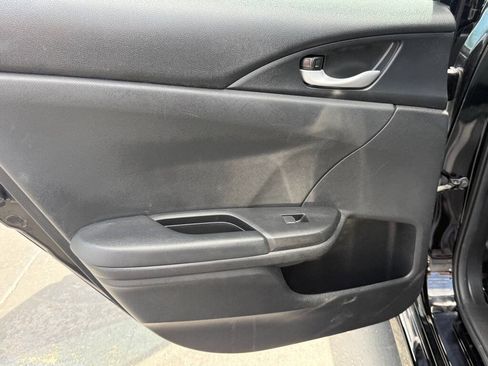 Used 2019 Honda Civic Sport image 24
