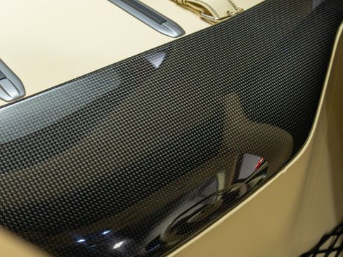 Used 2018 Ferrari 812 Superfast image 37