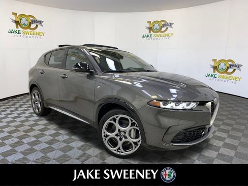 New 2024 Alfa Romeo Tonale Ti image 1