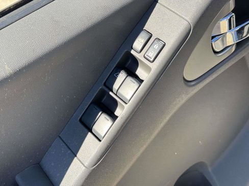 Used 2011 Suzuki Equator RMZ-4 image 14