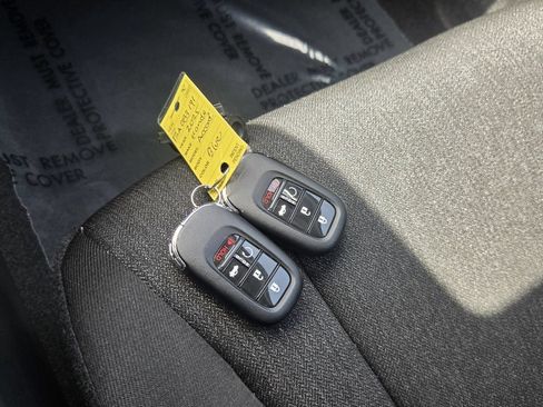 Used 2025 Honda Accord LX image 17