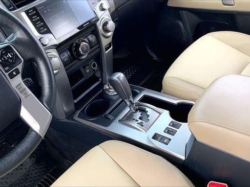 Used 2023 Toyota 4Runner SR5 Premium image 15