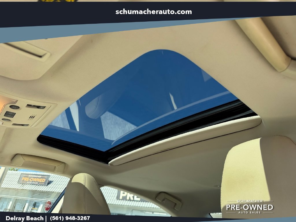 Used 2014 Lexus ES 300h w/ Premium Package w/Bamboo Trim FWD image 21