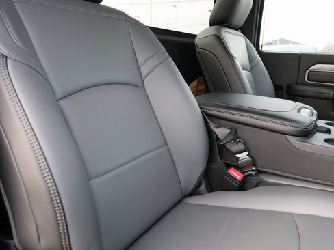 New 2023 RAM 5500 Tradesman image 26