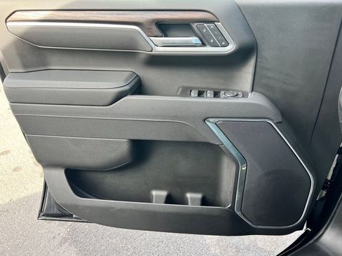 Used 2026 GMC Sierra 1500 SLT image 22