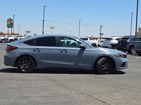 Used 2024 Honda Civic Sport Touring image 3