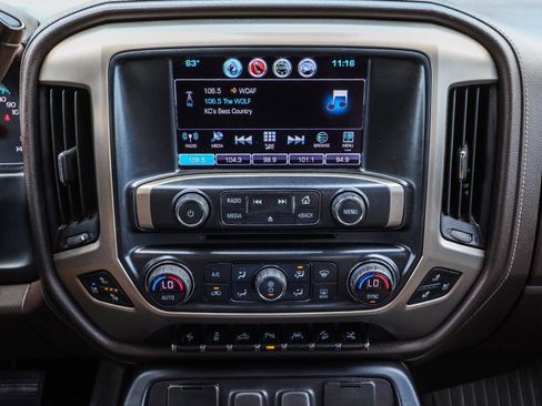 Used 2017 GMC Sierra 1500 Denali w/ Denali Ultimate Package AWD/4WD image 27