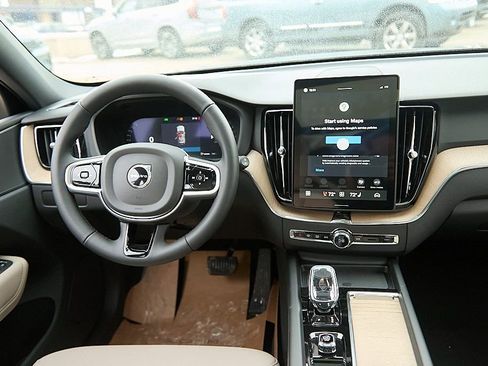 New 2026 Volvo XC60 B5 Plus w/ Protection Package Premier image 26