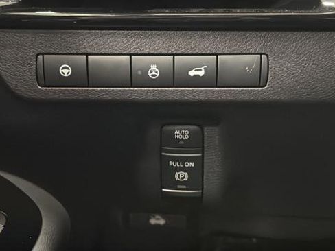 Used 2025 Nissan Murano SL w/ Cargo Package AWD/4WD image 32