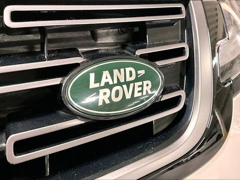 Certified 2025 Land Rover Range Rover Evoque S image 32