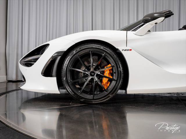 Used 2020 McLaren 720S Performance RWD image 16