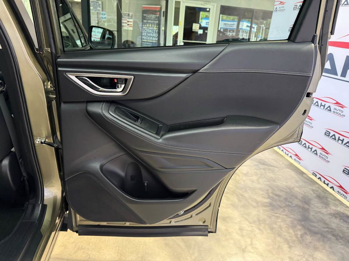 Used 2022 Subaru Forester Premium AWD/4WD image 49