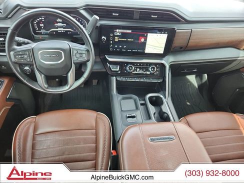 Used 2024 GMC Sierra 2500 Denali Ultimate image 10