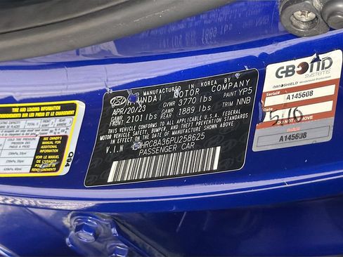 Used 2023 Hyundai Venue SEL FWD image 33