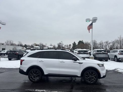 Used 2022 Kia Sorento X-Line EX image 4